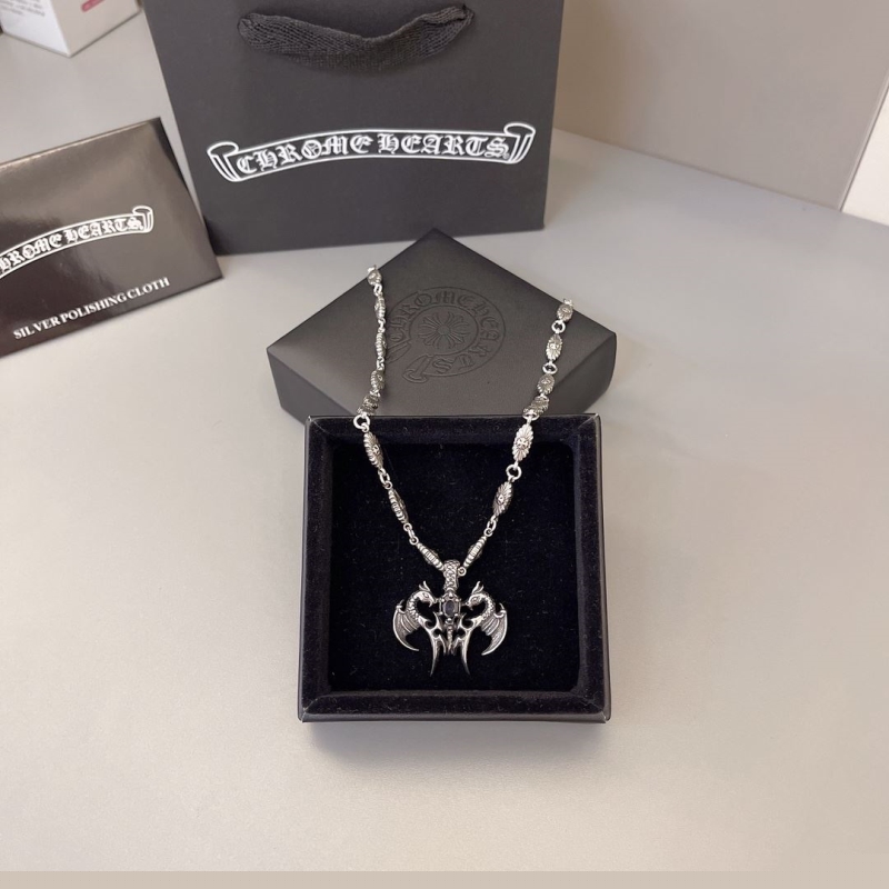 Ch**me He**ts necklaces